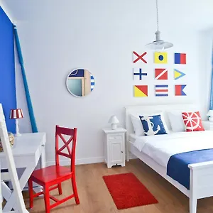 4* Gasthuis Nautical Old Town